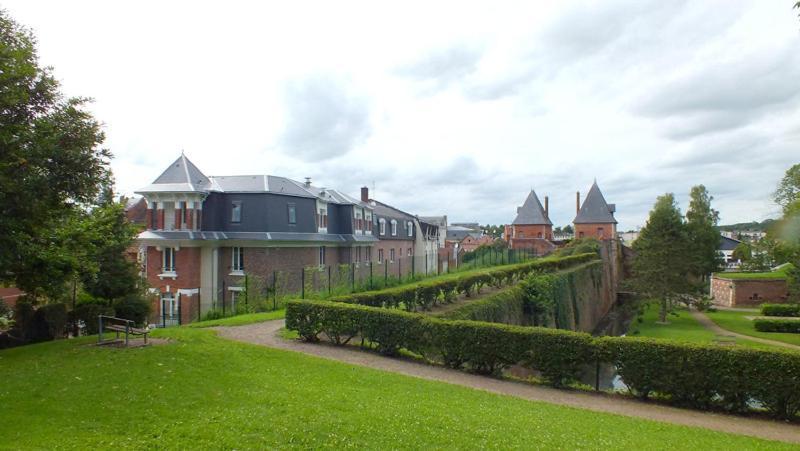 Auberge Des Remparts Péronne Kültér fotó